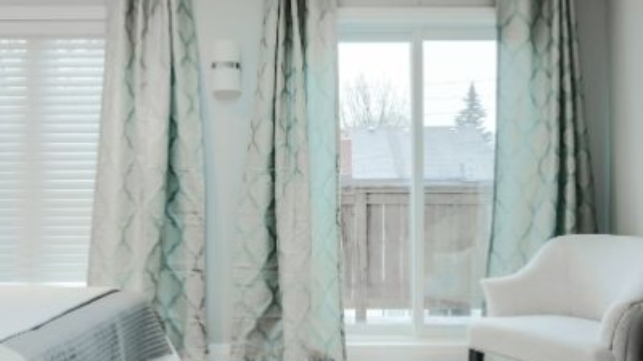 sidekix-media-1287922-unsplash-2-400x532